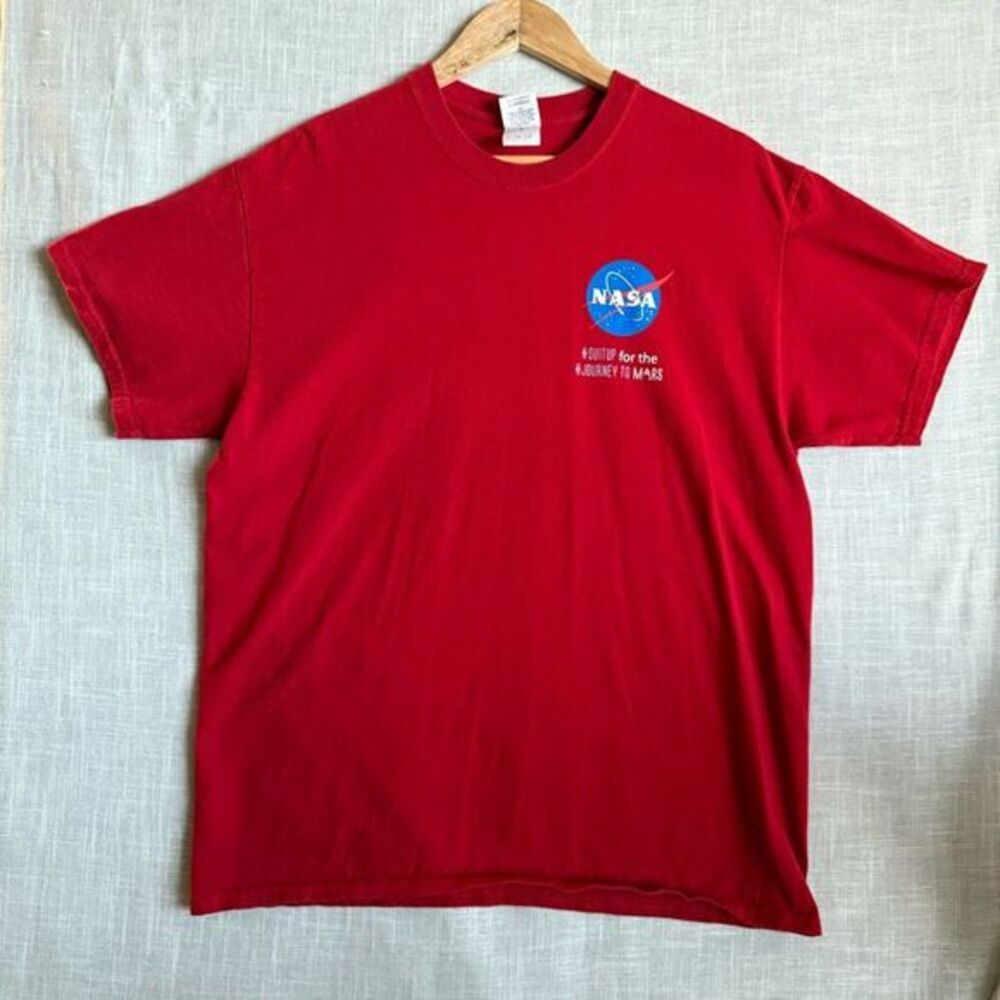 NASA T-Shirt Mens L Red Gildan Mars Mission‎ EVA 55th Anniversary Graphic Tee